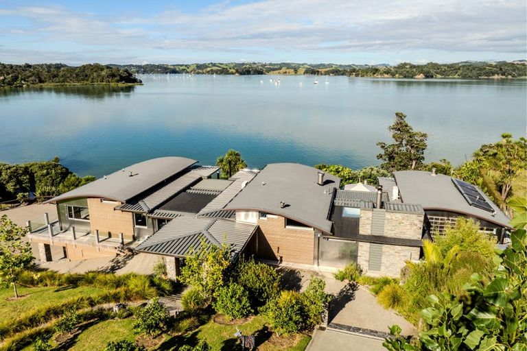 Photo of property in 16 Grant Street, Mahurangi East, Warkworth, 0982