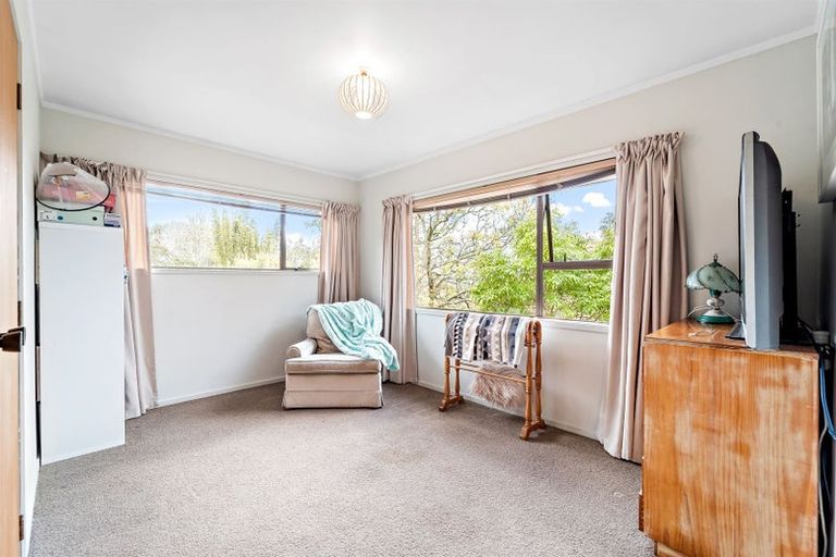 Photo of property in 1/685 East Coast Road, Browns Bay, Auckland, 0630