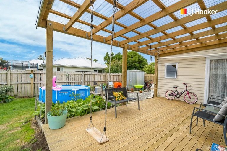 Photo of property in 17 Wesley Street, South Dunedin, Dunedin, 9012