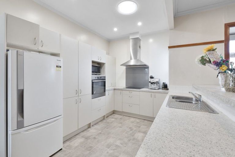 Photo of property in 49 Stewart Street, Marton, 4710