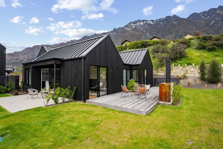 Photo of property in 7 Mckenzies Shute, Jacks Point, Queenstown, 9371