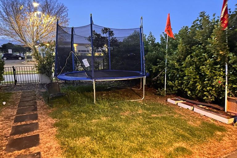 Photo of property in 83 Walters Road, Papakura, Takanini, 2110