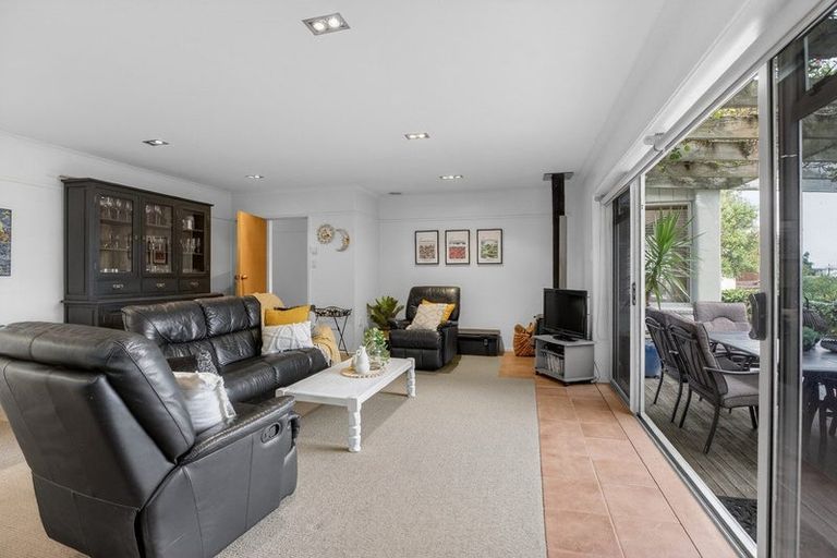Photo of property in 91 Golf Road, Paraparaumu Beach, Paraparaumu, 5032
