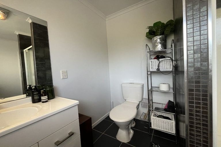 Photo of property in 76 Oranga Street, Westown, New Plymouth, 4310