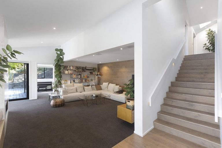 Photo of property in 293 Cannon Hill Crescent, Mount Pleasant, Christchurch, 8081