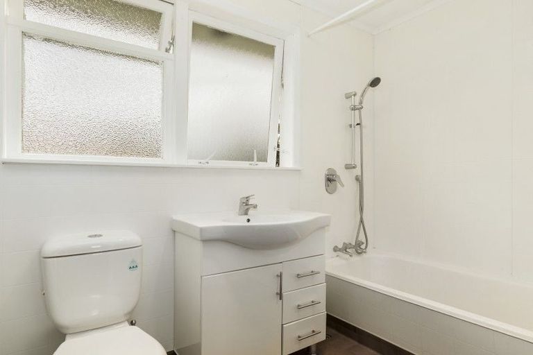 Photo of property in 2/67 Godley Street, Waiwhetu, Lower Hutt, 5010