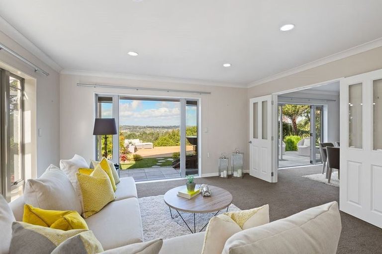 Photo of property in 391 Paremoremo Road, Paremoremo, Auckland, 0632