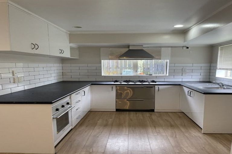 Photo of property in 20 Legacy Drive, Henderson, Auckland, 0612