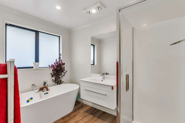 Photo of property in 6 Hapua Lane, Pegasus, 7612