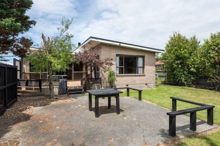 Photo of property in 8a Akaroa Street, Kaiapoi, 7630
