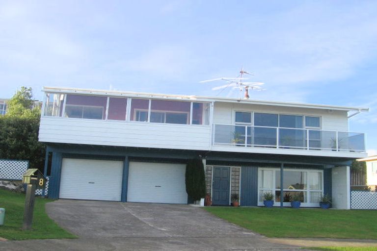 Photo of property in 8 Ettrick Grove, Papakowhai, Porirua, 5024