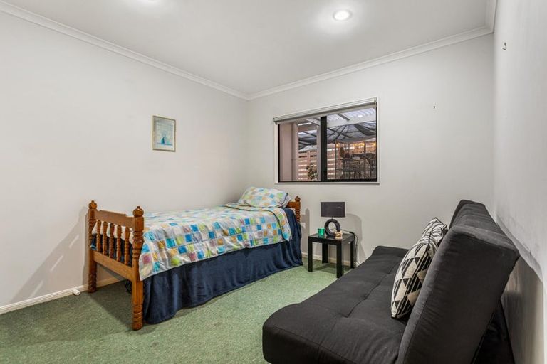 Photo of property in 28 Carnelian Court, Westgate, Auckland, 0614