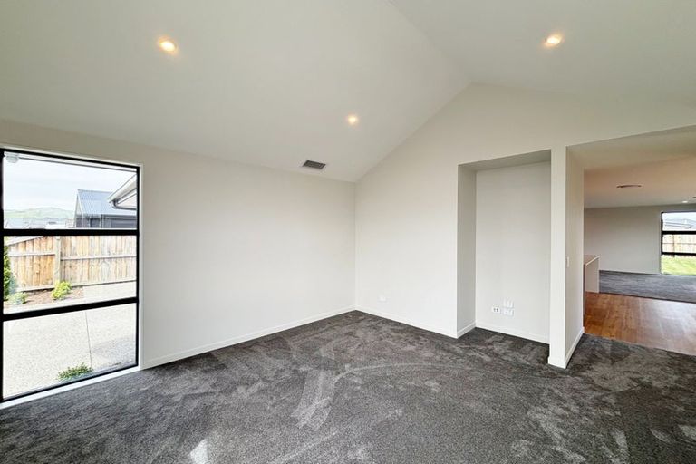 Photo of property in 28 Blue Jacket Drive, Halswell, Christchurch, 8025