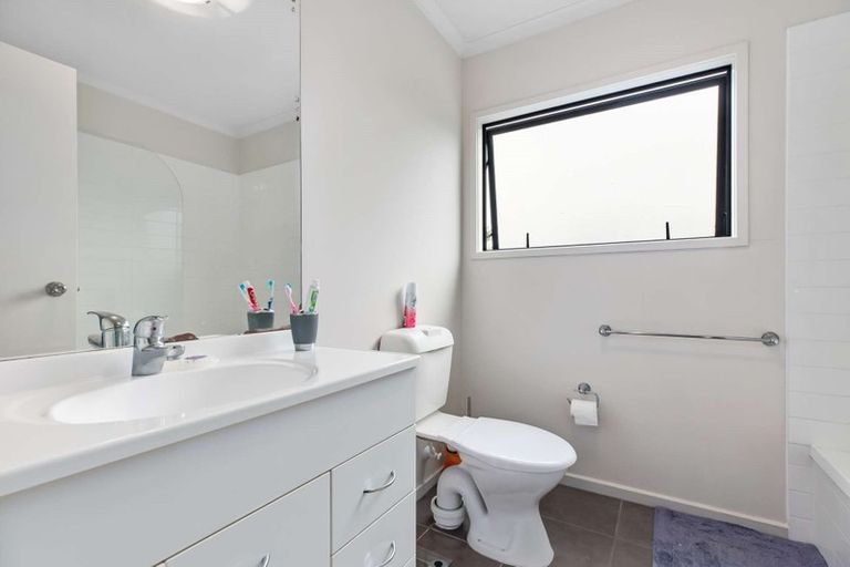 Photo of property in 27/94 Glengarry Road, Glen Eden, Auckland, 0602