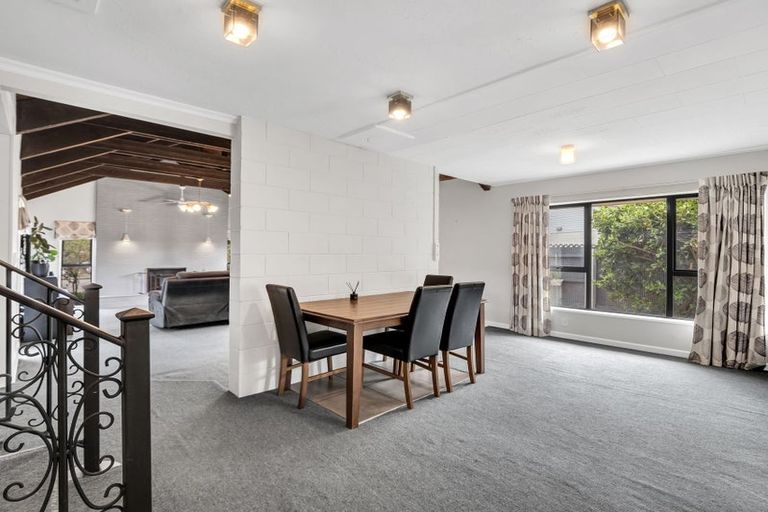 Photo of property in 7 Kowai Place, Amberley, 7410