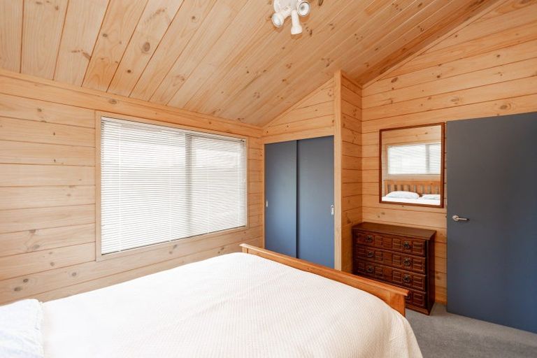 Photo of property in 12 Walton Place, Ngatea, 3503