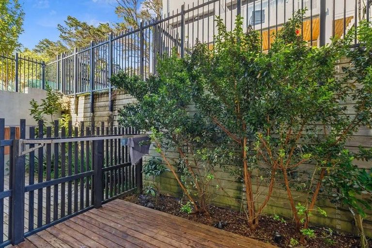 Photo of property in 36 Ceramic Lane, New Lynn, Auckland, 0600