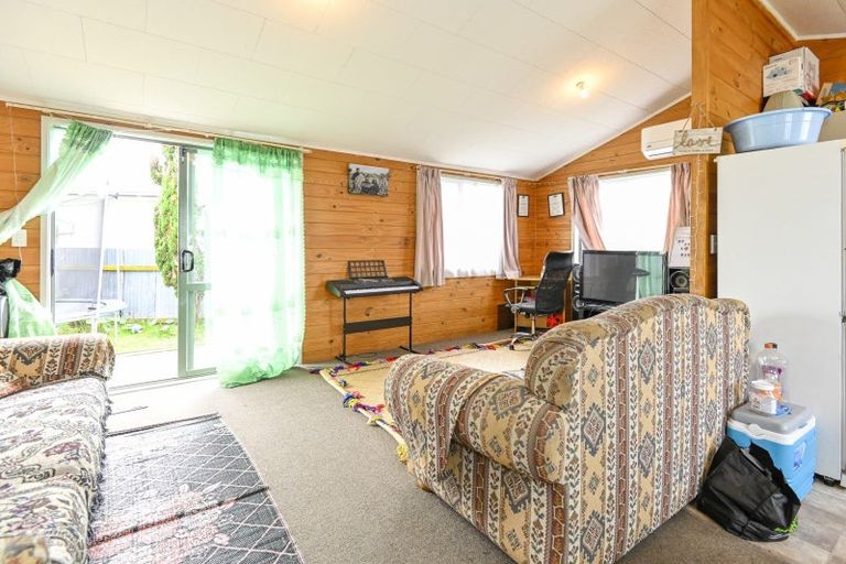 Photo of property in 258 Flaxmere Avenue, Flaxmere, Hastings, 4120