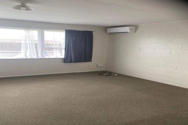 Photo of property in 14-16 Mako Mako Road, Levin, 5510