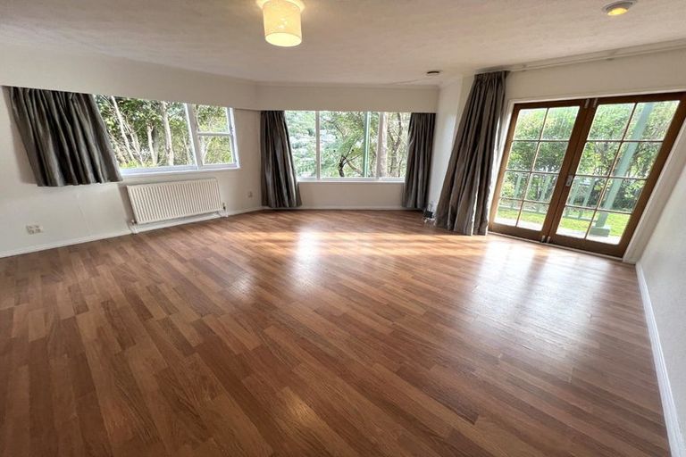 Photo of property in 5 Crofton Road, Ngaio, Wellington, 6035