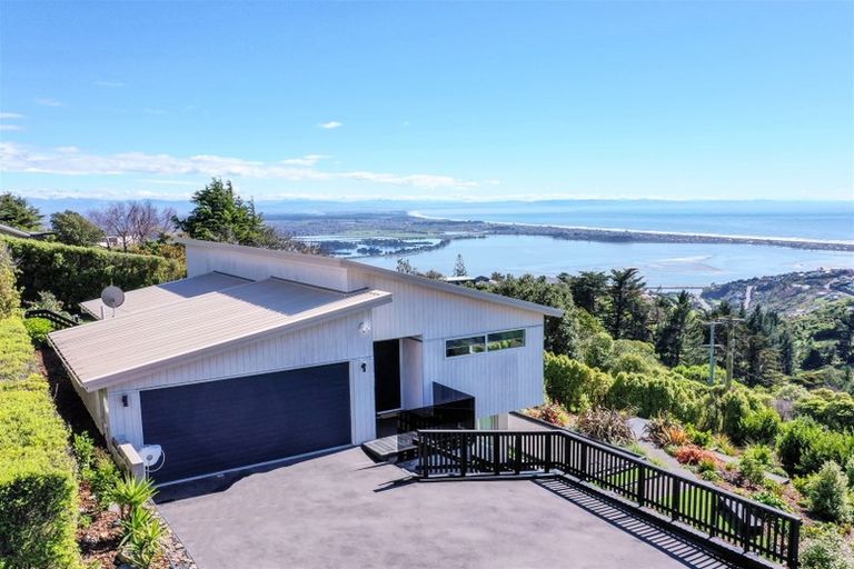 Photo of property in 10 The Terrace, Mount Pleasant, Christchurch, 8081