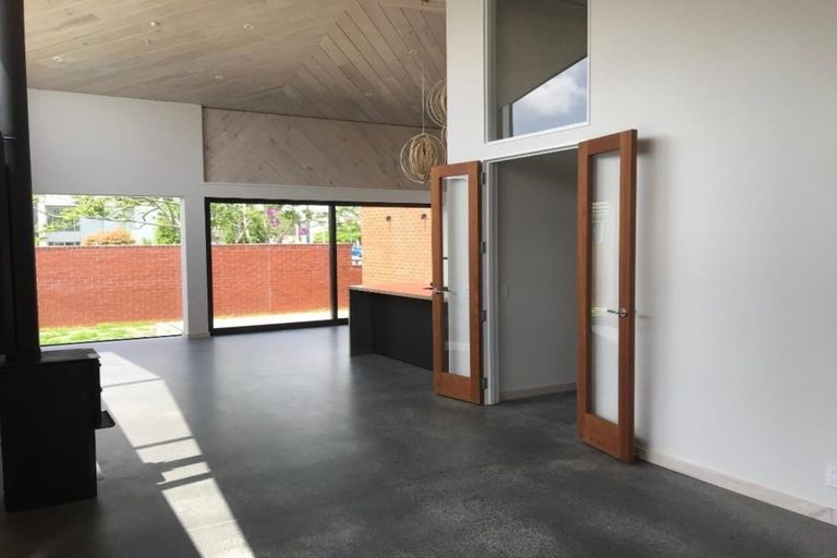 Photo of property in 1/25 West Street, Pukekohe, 2120