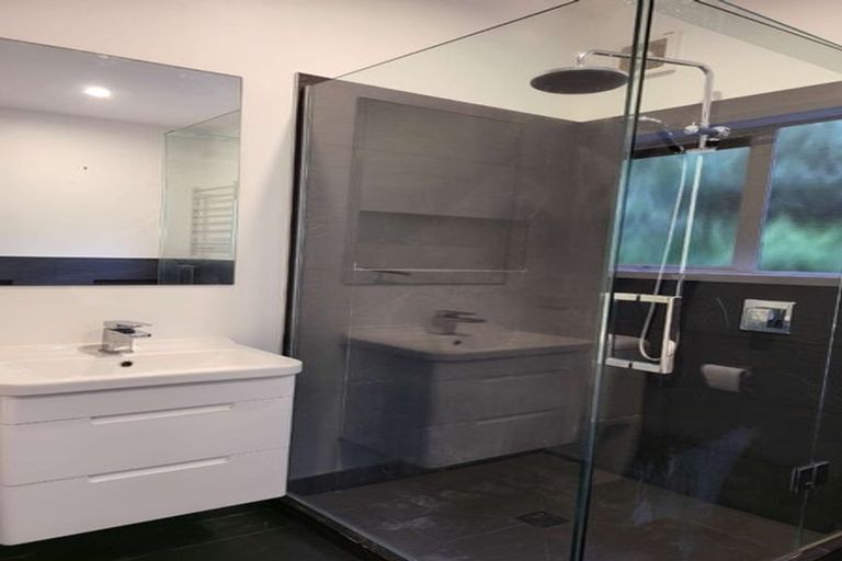 Photo of property in 88 Brian Crescent, Stanmore Bay, Whangaparaoa, 0932