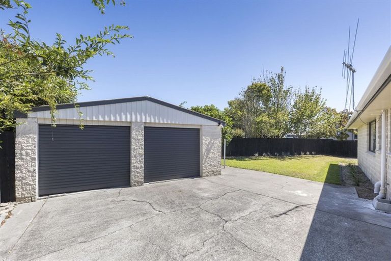 Photo of property in 21 Chadwick Place, Highbury, Palmerston North, 4412