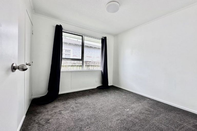 Photo of property in 38 Burundi Avenue, Clendon Park, Auckland, 2103