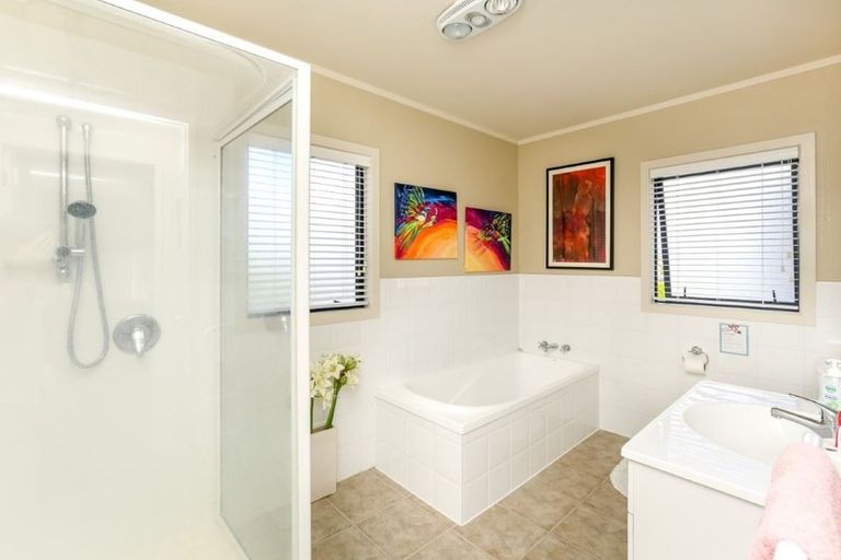 Photo of property in 134b Heta Road, Highlands Park, New Plymouth, 4312