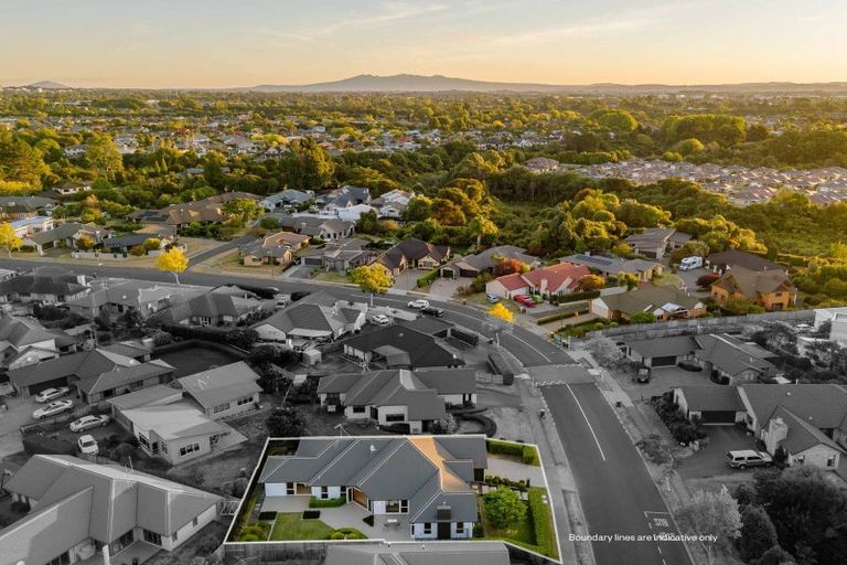 Photo of property in 51 Saint James Drive, Huntington, Hamilton, 3210