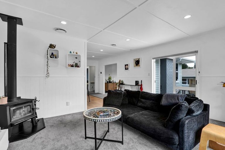 Photo of property in 46 Oranga Street, Marfell, New Plymouth, 4310