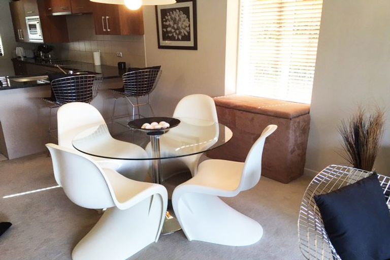 Photo of property in Bridgewater Apartments, 310/7 Te Rangi Cross Road, Paihia, 0200