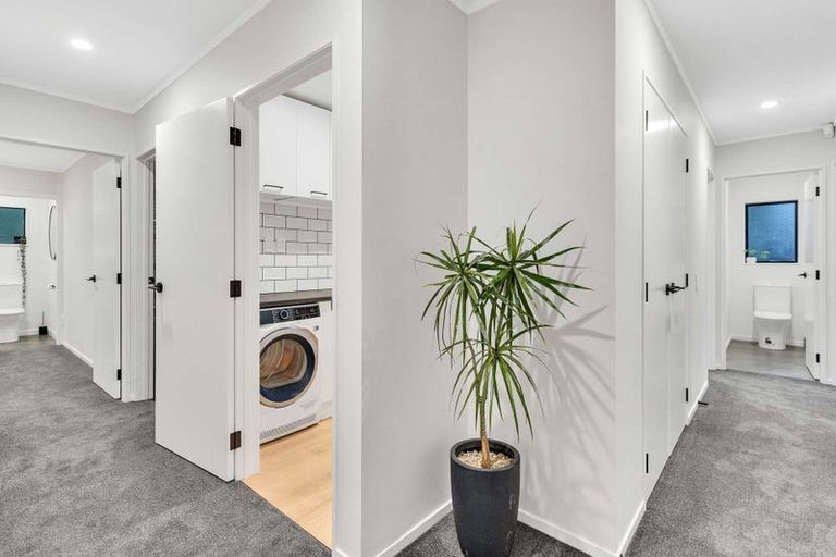 Photo of property in 43 West Street, Pukekohe, 2120