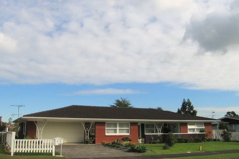 Photo of property in 6 Troon Place, Papatoetoe, Auckland, 2025
