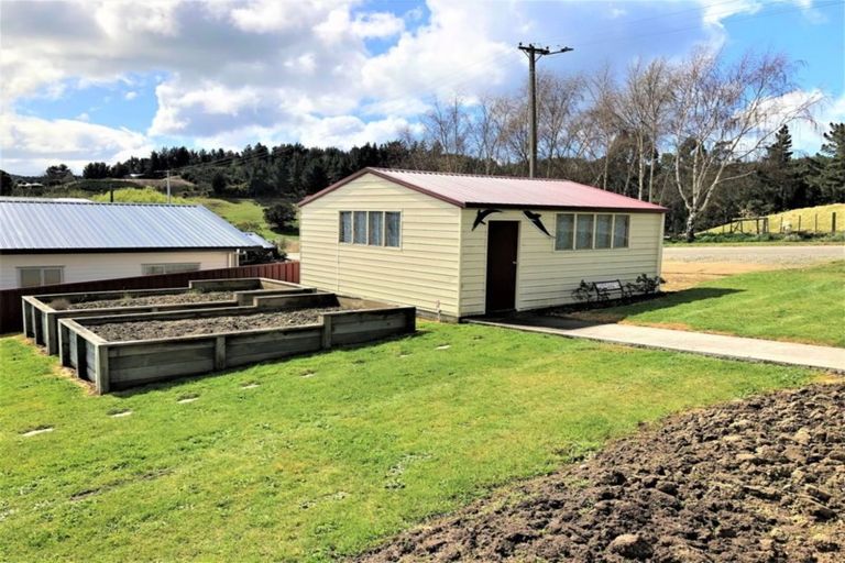 Photo of property in 5 Yuille Street, Kaitangata, 9210