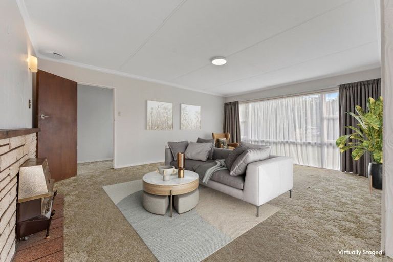 Photo of property in 12 Pinedale Parade, Milson, Palmerston North, 4414