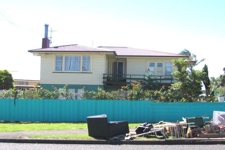 Photo of property in 23 Brains Road, Kelston, Auckland, 0602