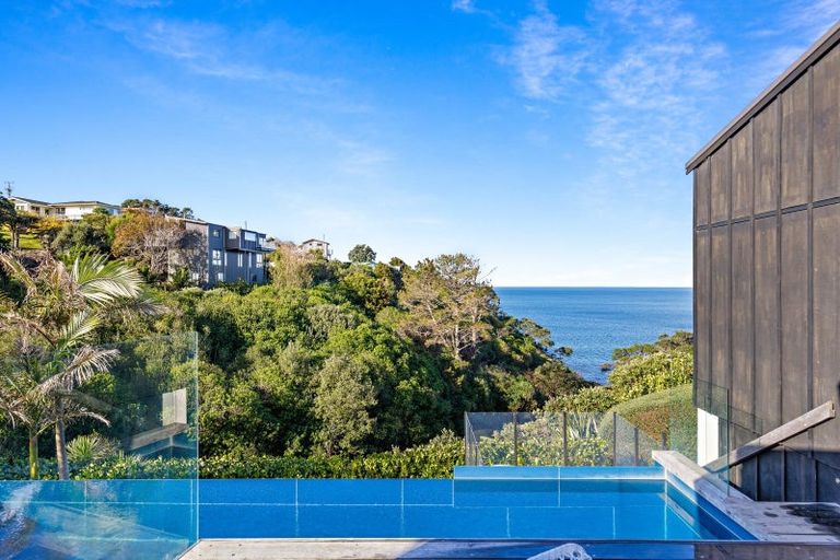 Photo of property in 15c Wonderview Road, Leigh, 0985