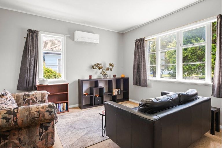 Photo of property in 12 Townley Street, Te Hapara, Gisborne, 4010