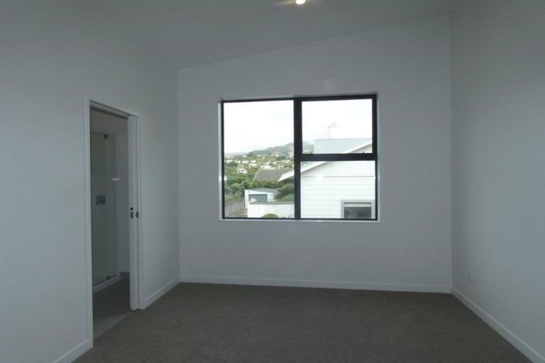 Photo of property in 11/20 Trent Street, Island Bay, Wellington, 6023