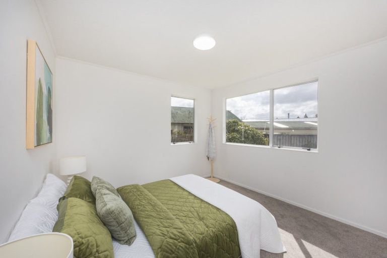 Photo of property in 18 Capri Place, Awapuni, Palmerston North, 4412