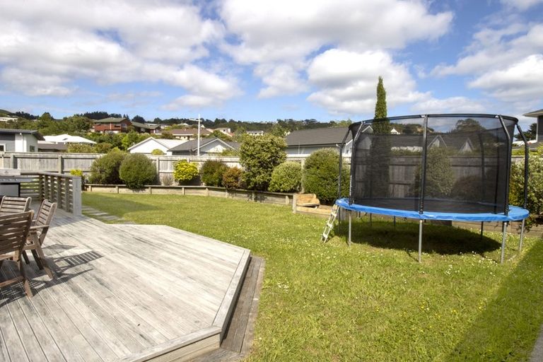 Photo of property in 40 Resolution Drive, Whitby, Porirua, 5024