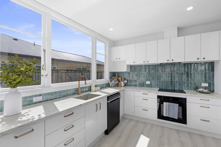 Photo of property in 35 Frederick Street, Carterton, 5713