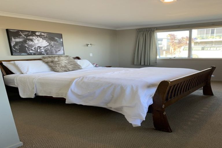 Photo of property in 1011 Papamoa Beach Road, Papamoa Beach, Papamoa, 3118