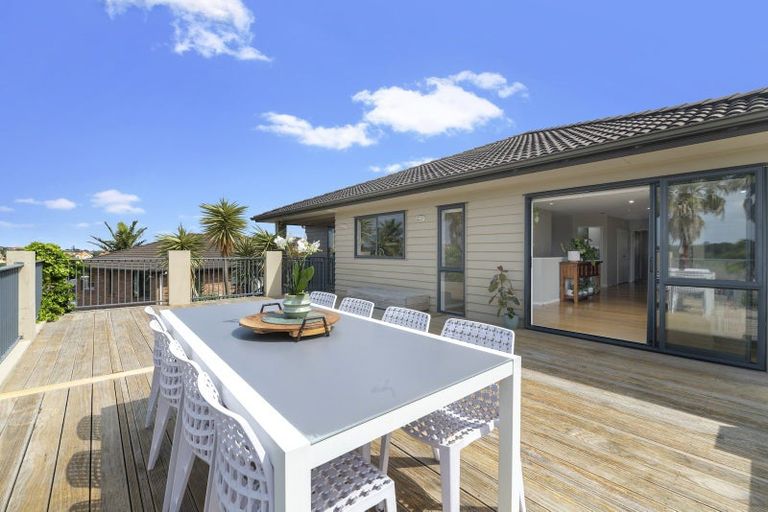 Photo of property in 16 Burwood Terrace, Gulf Harbour, Whangaparaoa, 0930