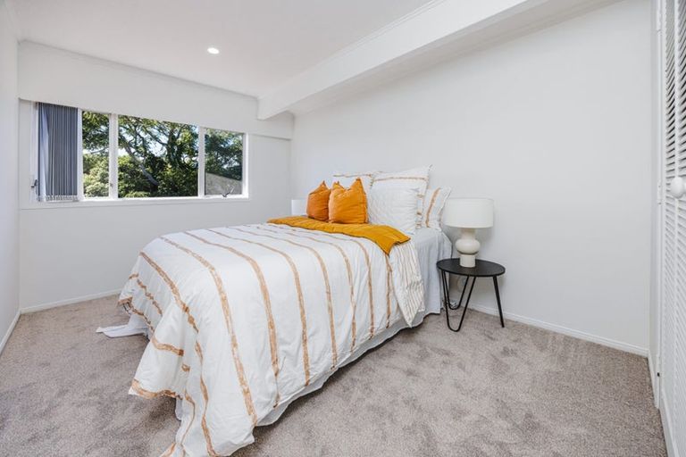 Photo of property in 3 Halcyon Place, Papatoetoe, Auckland, 2025