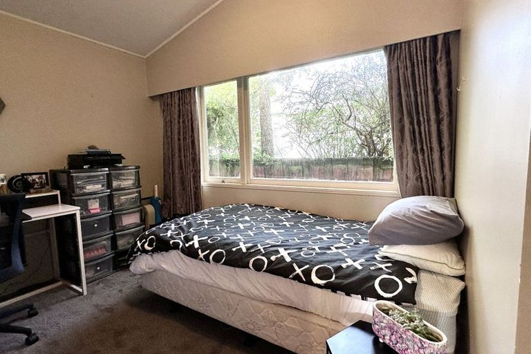 Photo of property in 15 Rakiura Parade, Otatara, Invercargill, 9879