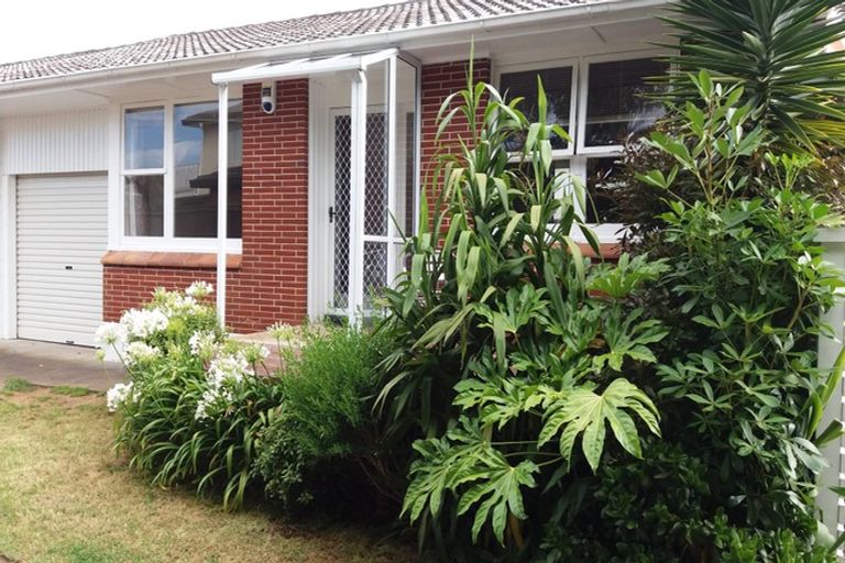Photo of property in 4/57 Symonds Street, Onehunga, Auckland, 1061