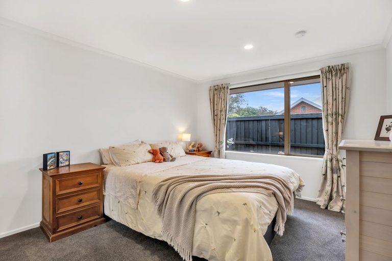 Photo of property in 36 Sovereign Gardens, Halswell, Christchurch, 8025